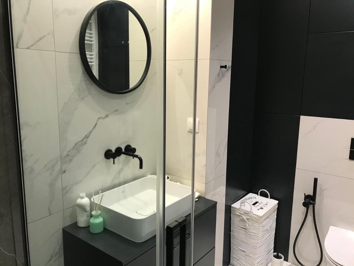 Baltic Riviera Apartments - Garden Sanctuary Retreat 格但斯克 外观 照片